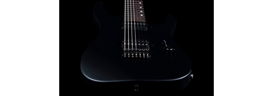7-String Guitars: Tuning, Scale Length & Metal Tone